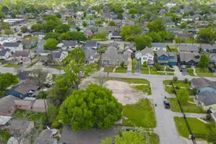 4819 Cetti St, Houston, TX 77009 - Photo 12