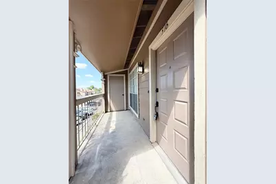 1860 White Oak Drive #376, Houston, TX 77009 - Photo 4