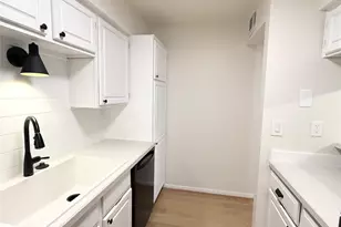 1860 White Oak Dr, Houston, TX 77009 - Photo 14