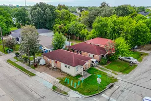 7523 La Salette St, Houston, TX 77021 - Photo 2
