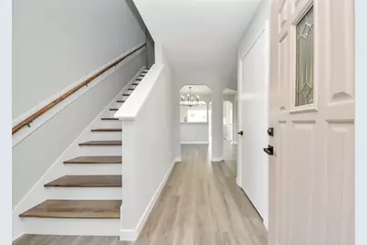 1718 Peyton Circle Court, Houston, TX 77049 - Photo 2