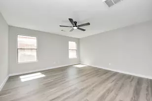 1718 Peyton Circle Court, Houston, TX 77049 - Photo 16