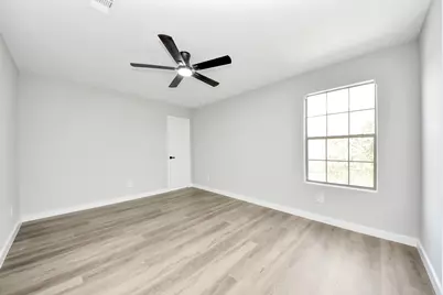 1718 Peyton Circle Court, Houston, TX 77049 - Photo 36