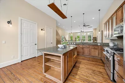 517 E 11th Street, Houston, TX 77008 - Photo 18
