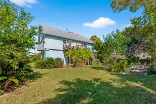 180 Grove Rd, Kemah, TX 77565 - Photo 4