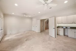 1650 Bonnie Brae St, Houston, TX 77006 - Photo 34