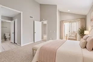 9809 Richmond Ave, Houston, TX 77042 - Photo 8