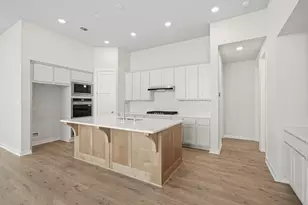 6515 Redwood Frst Dr, Manvel, TX 77578 - Photo 2