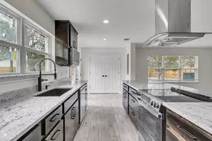 4835 County Rd 380, Rosharon, TX 77583 - Photo 12