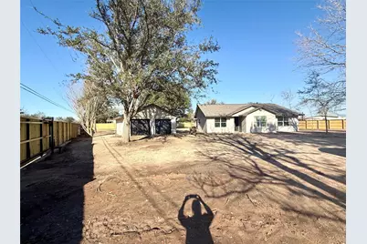 4835 County Road 380, Rosharon, TX 77583 - Photo 1