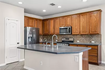 8515 Sweetstone Field Court, Cypress, TX 77433 - Photo 10