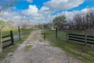 10717 Cullen Blvd, Houston, TX 77047 - Photo 10