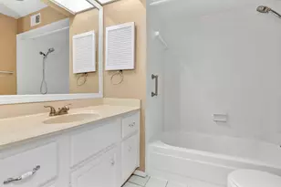 2001 Lakewood Ct, Willis, TX 77318 - Photo 14