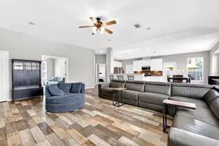 13010 Ferry Cove Ln, Pearland, TX 77584 - Photo 8