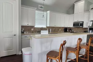119 Velasco Shores Shore, Surfside Beach, TX 77541 - Photo 6