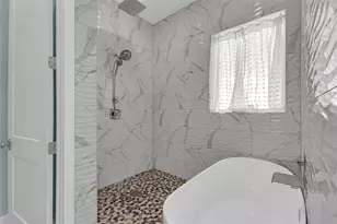 312 Seagrass, Gilchrist, TX 77617 - Photo 24