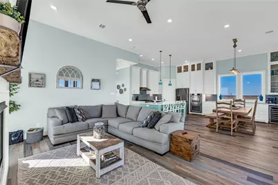 312 Seagrass, Gilchrist, TX 77617 - Photo 10