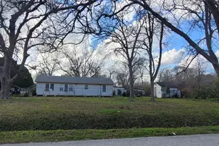 5815 Morehouse Ln, Houston, TX 77088 - Photo 6