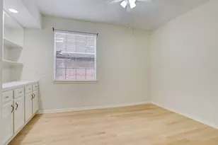 14019 Lake Trail Dr, Sugar Land, TX 77498 - Photo 8