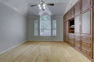 14019 Lake Trail Dr, Sugar Land, TX 77498 - Photo 10