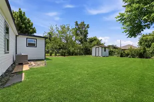 7429 W Knoll St, Houston, TX 77028 - Photo 12
