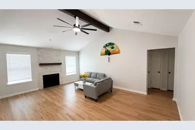 13638 Greenridge Drive, Sugar Land, TX 77498 - Photo 6