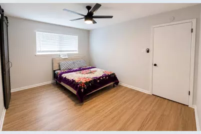 13638 Greenridge Drive, Sugar Land, TX 77498 - Photo 10