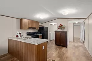 523 Fairfax Ln, Conroe, TX 77303 - Photo 6