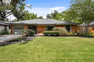 2314 Hialeah Dr, Houston, TX 77018 - Photo 2