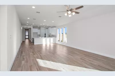 18707 Buttercup Farms Lane, Tomball, TX 77377 - Photo 2