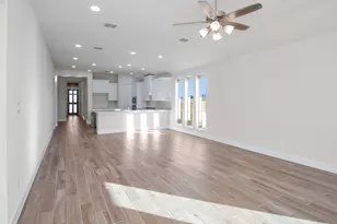 18707 Buttercup Farms Ln, Tomball, TX 77377 - Photo 2