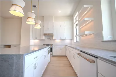 1720 Sedola Lane, Houston, TX 77055 - Photo 10