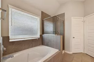 2903 Painted Sunrise Trail, Houston, TX 77045 - Photo 26