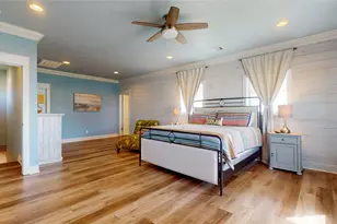 2809 Tradewind Ln, Crystal Beach, TX 77650 - Photo 20
