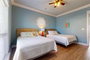 2809 Tradewind Ln, Crystal Beach, TX 77650 - Photo 28
