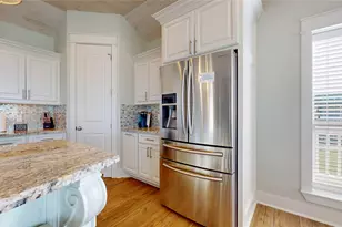 2809 Tradewind Ln, Crystal Beach, TX 77650 - Photo 44