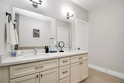 5718 Beall Street #D, Houston, TX 77091 - Photo 16