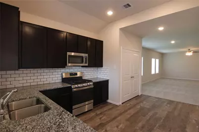 24010 Farmstead Drive, Hockley, TX 77447 - Photo 8