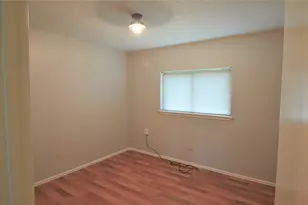 24006 Merry Oaks Dr, Spring, TX 77373 - Photo 10