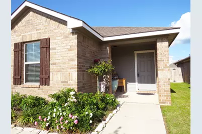 2419 Divot Lane, Navasota, TX 77868 - Photo 2