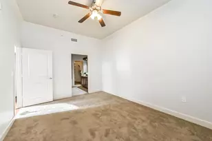 1010 Rosine St St, Houston, TX 77019 - Photo 14