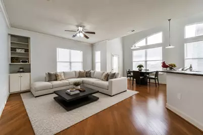 1010 Rosine St Street #49, Houston, TX 77019 - Photo 4
