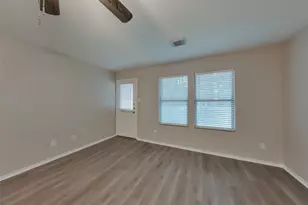 1607 Katydid Ct, Conroe, TX 77301 - Photo 2