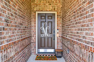 902 Marigold Rd, Baytown, TX 77521 - Photo 6