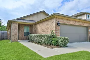 108 Clay Creek Ln, Conroe, TX 77316 - Photo 6