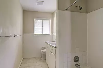 2102 Sheridan Street, Houston, TX 77030 - Photo 14