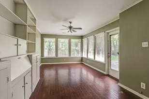 2102 Sheridan St, Houston, TX 77030 - Photo 4
