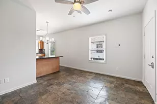 631 Cortlandt St, Houston, TX 77007 - Photo 6