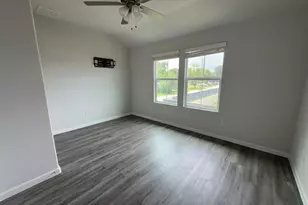 501 Hines St, Willis, TX 77378 - Photo 12