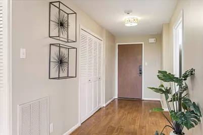 49 Briar Hollow Lane #505, Houston, TX 77027 - Photo 6